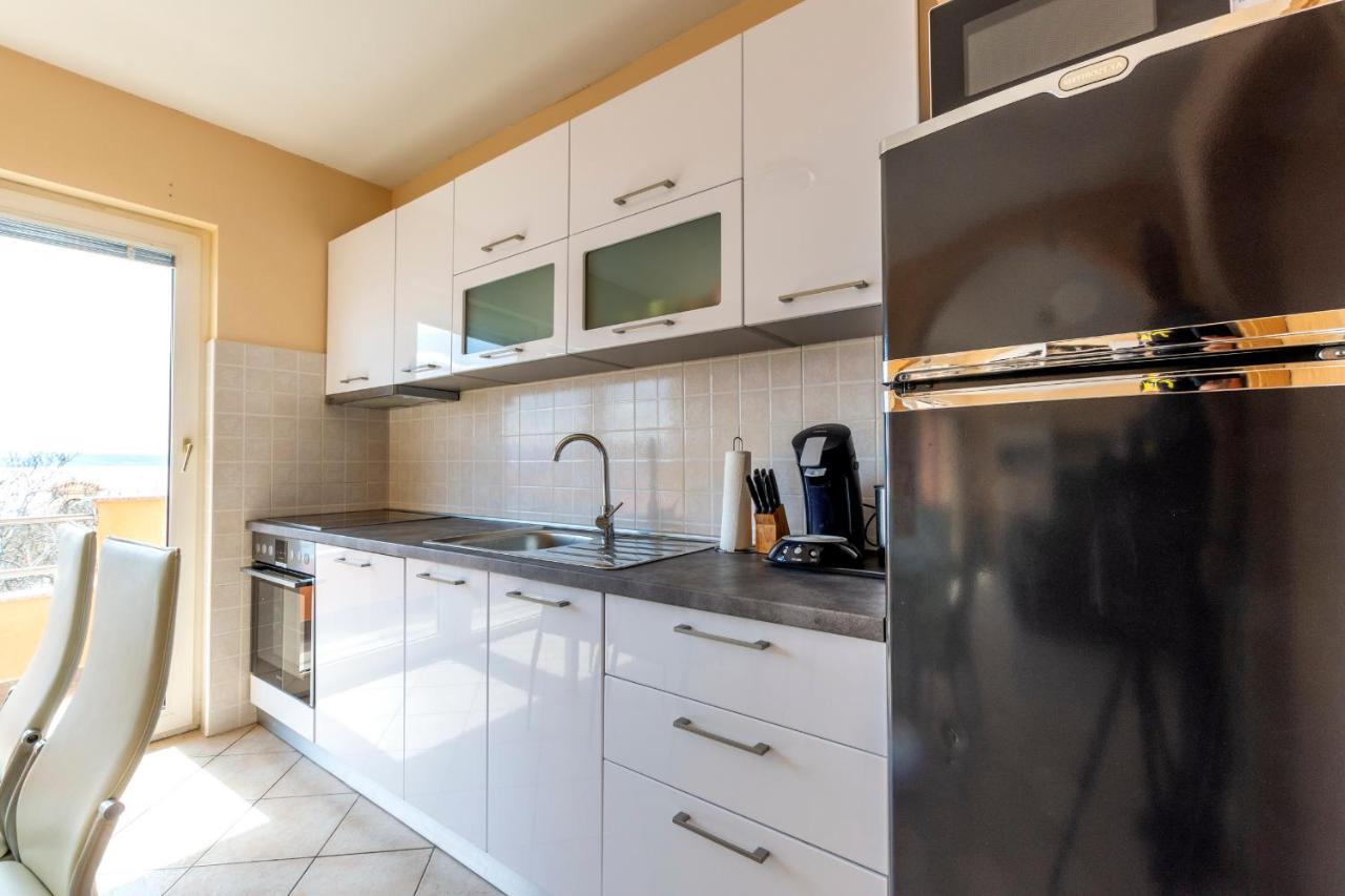 Villa Tomas „The View Of Jesenice“ Jesenice  Exterior photo